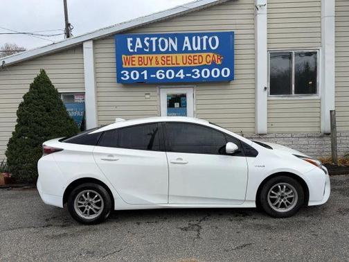 2018 Toyota Prius Two