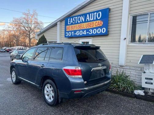 2013 Toyota Highlander SE