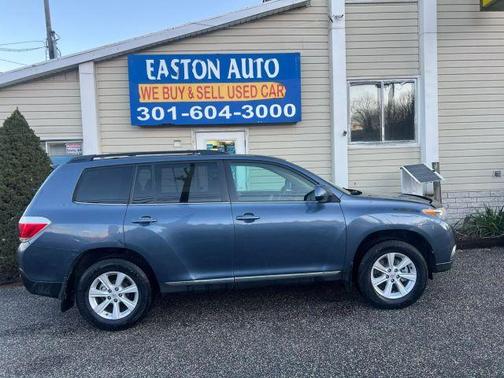 2013 Toyota Highlander SE