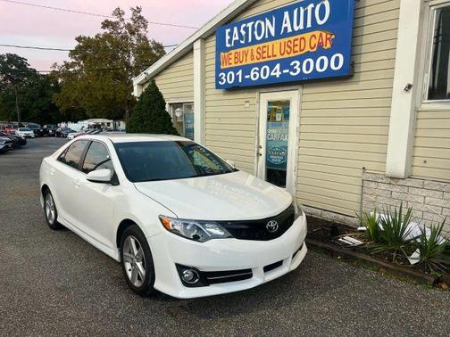 2014 Toyota Camry SE