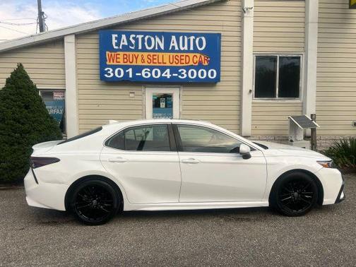 2021 Toyota Camry SE