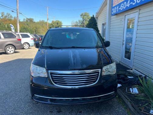 2014 Chrysler Town & Country Touring