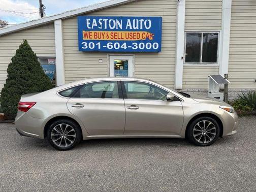 2018 Toyota Avalon XLE