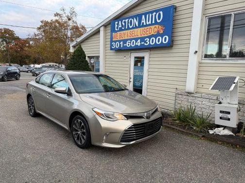 2018 Toyota Avalon XLE