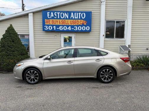 2018 Toyota Avalon XLE