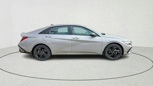 Fluid Metal 2026 Hyundai ELANTRA Sport