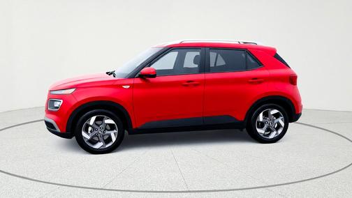 2024 Hyundai VENUE SEL