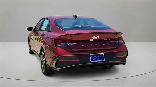 2025 Hyundai ELANTRA Sport
