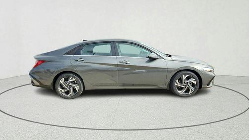Amazon Gray 2026 Hyundai ELANTRA Limited