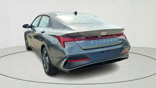 Amazon Gray 2026 Hyundai ELANTRA Limited