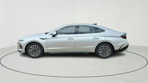 2026 Hyundai SONATA Hybrid SE
