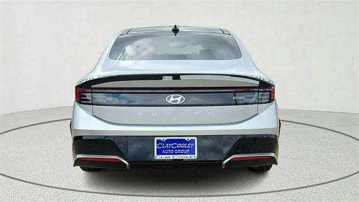 2026 Hyundai SONATA Hybrid SE