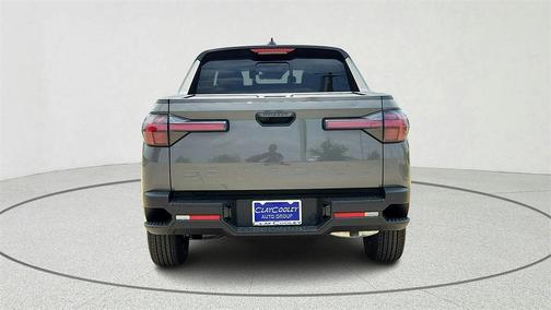 2025 Hyundai SANTA CRUZ SEL Activity