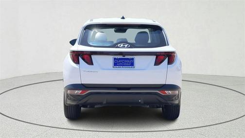 2023 Hyundai TUCSON SE