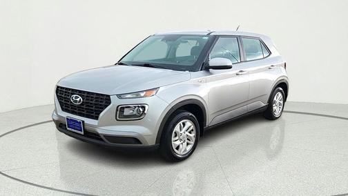 Shimmering Silver 2023 Hyundai VENUE SE