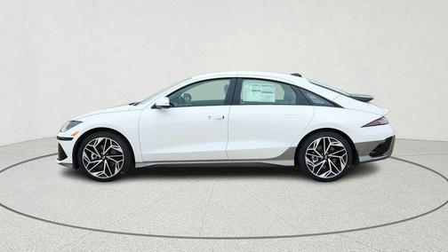 2025 Hyundai IONIQ 6 SEL