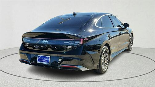 2024 Hyundai SONATA Hybrid Limited