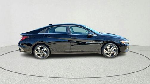 Abyss Black 2026 Hyundai ELANTRA HEV Limited