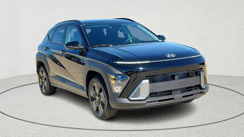 Abyss Black Pearl 2026 Hyundai KONA SEL Sport