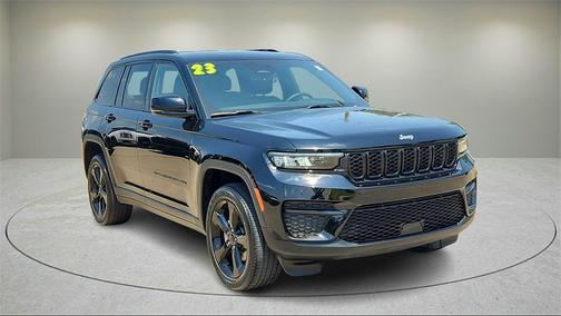 2023 Jeep Grand Cherokee Altitude