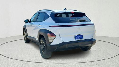 Atlas White 2026 Hyundai KONA SEL Sport
