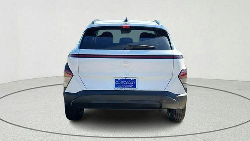 Atlas White 2026 Hyundai KONA SEL Sport