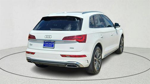 2022 Audi Q5 45 S line Premium