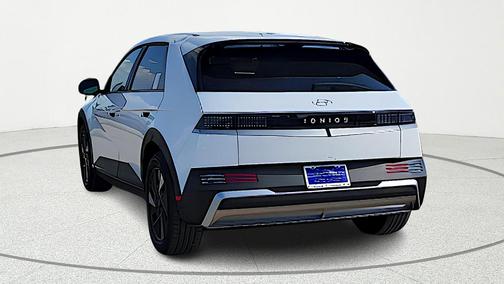 Atlas White 2026 Hyundai IONIQ 5 SEL