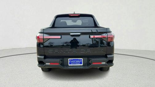 Phantom Black 2026 Hyundai SANTA CRUZ SE
