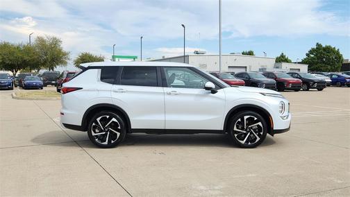 2024 Mitsubishi Outlander