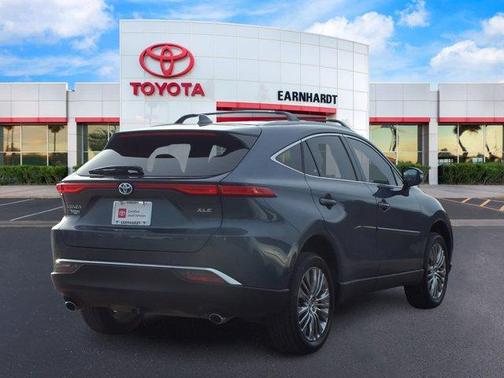 2024 Toyota Venza LE