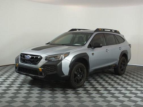 Ice Silver Metallic 2025 Subaru Outback Wilderness