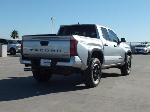 2025 Toyota Tacoma Hybrid TRD Off Road