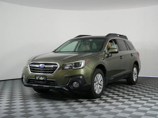 Wilderness Green Metallic 2019 Subaru Outback 2.5i Premium