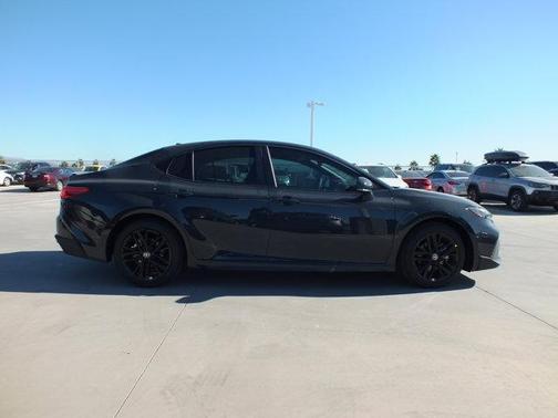 UNDERGROUND 2026 Toyota Camry SE