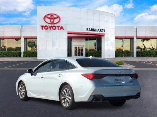 2019 Toyota Avalon XLE