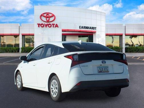 2019 Toyota Prius LE