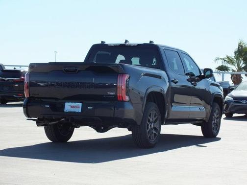 2026 Toyota Tundra Hybrid Platinum
