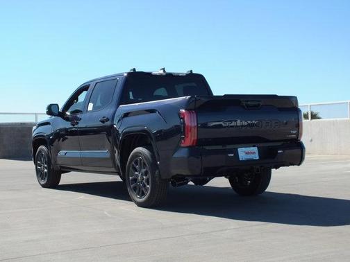 2026 Toyota Tundra Hybrid Platinum