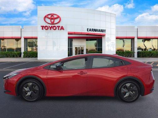 2025 Toyota Prius LE