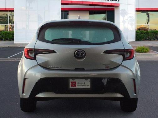 2025 Toyota Corolla Hatchback SE