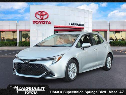 2025 Toyota Corolla Hatchback SE