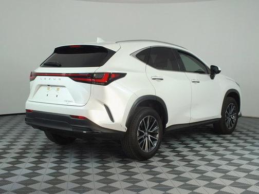 Eminent White Pearl 2022 Lexus NX 350 1-OWNER!