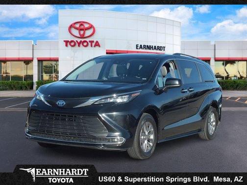 2024 Toyota Sienna XLE