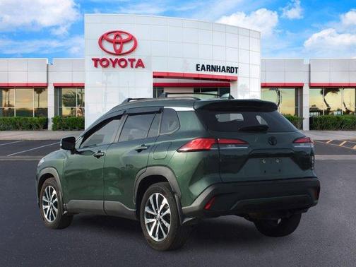 2024 Toyota Corolla Cross XLE