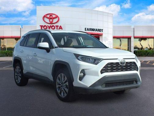 2019 Toyota RAV4 XLE Premium