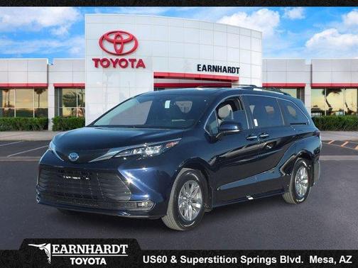 2025 Toyota Sienna XLE