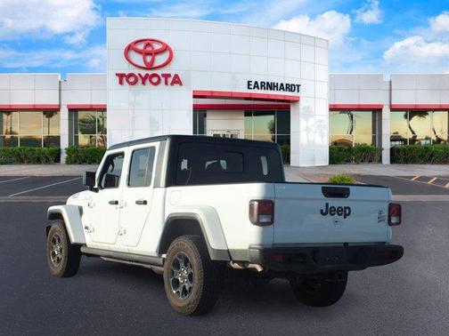 2023 Jeep Gladiator Sport