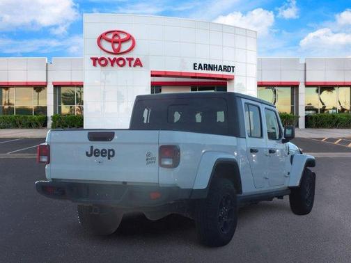 2023 Jeep Gladiator Sport
