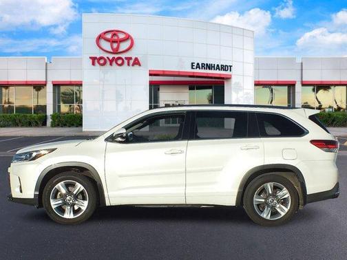 2017 Toyota Highlander Limited